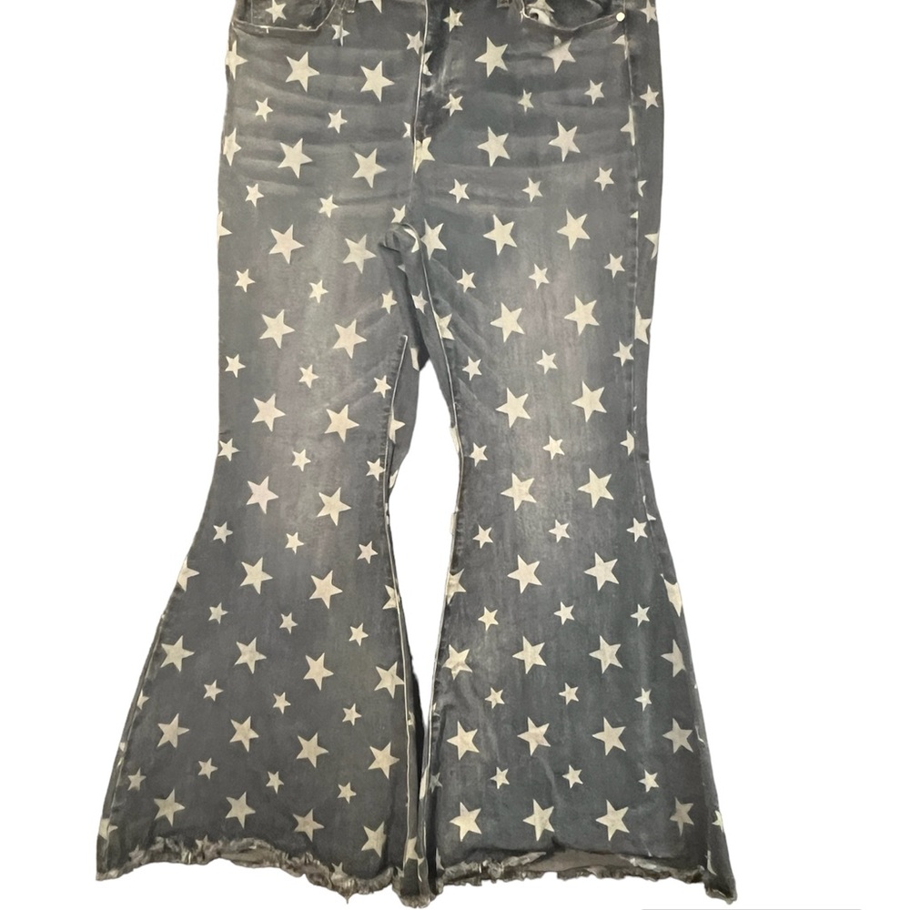 Judy Blues super flare stars jeans. Size 18w